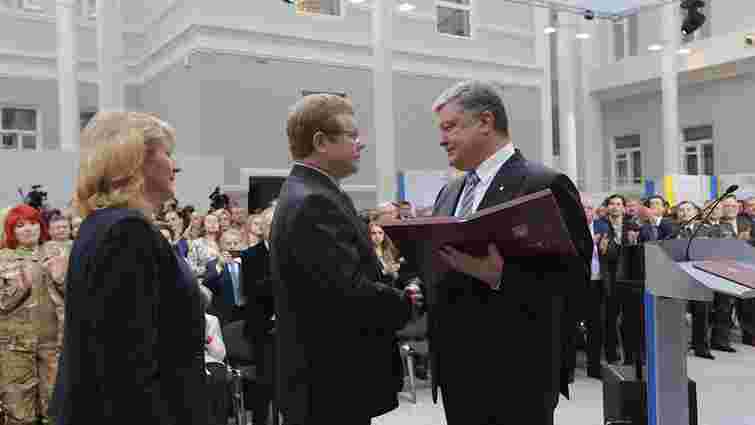 Президент нагородив добровольця Володимира Жемчугова званням «Герой України»