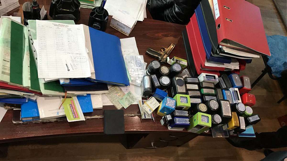 СБУ викрила незаконні вантажоперевезення в Європу і Росію із Закарпатської області