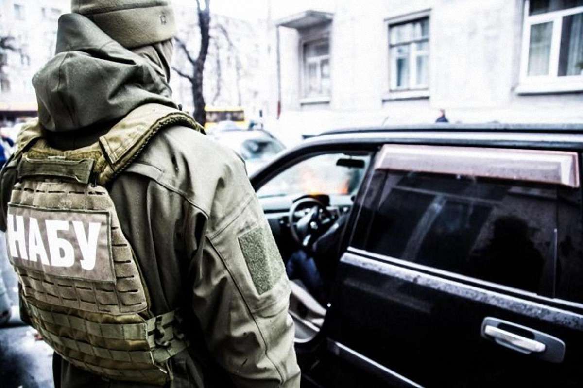 Детективи НАБУ затримали трьох підозрюваних у «газовій справі» Онищенка