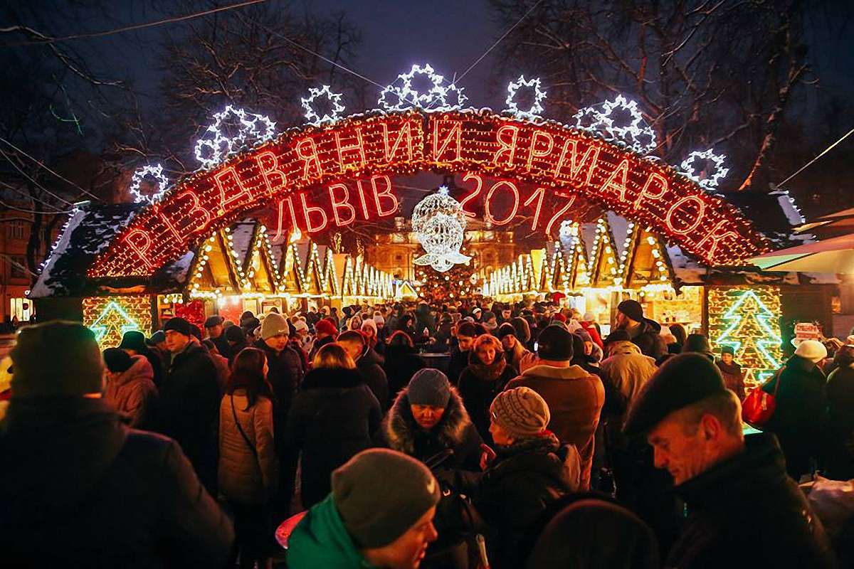 Твоє Різдво у Львові: як зустрічали та проводжали свята на VIII Різдвяному ярмарку 