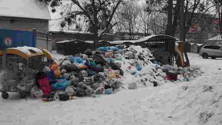 Договори щодо вивезення львівського сміття на полігони області діятимуть лише тиждень
