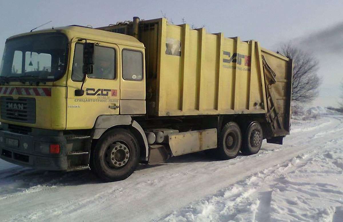 За один день зі Львова вивезли 800 тонн сміття