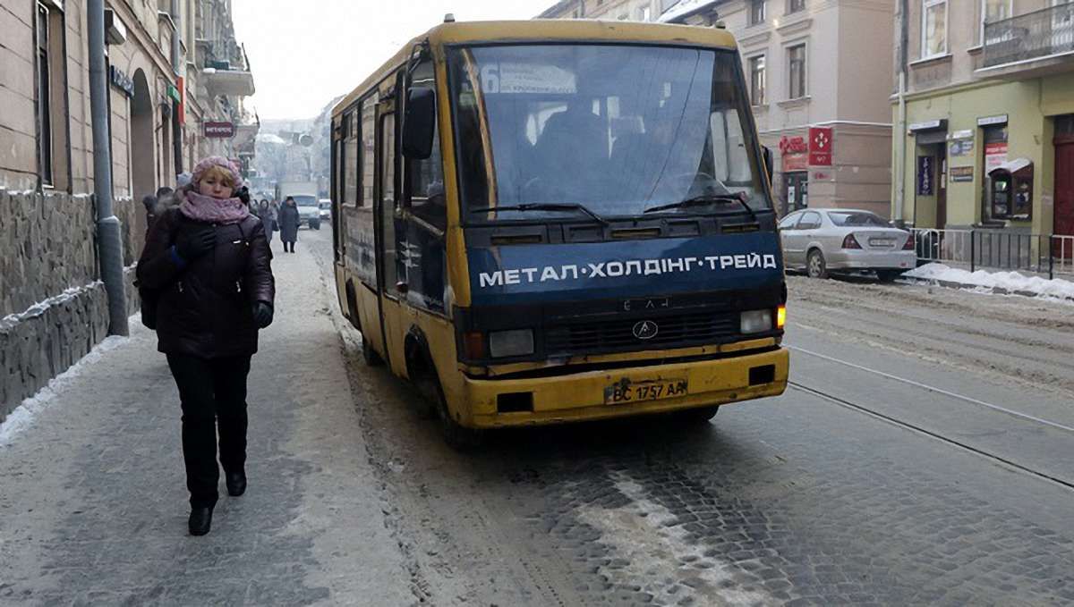 У Львові суд зупинив конкурс на визначення перевізників на 46 автобусних маршрутів