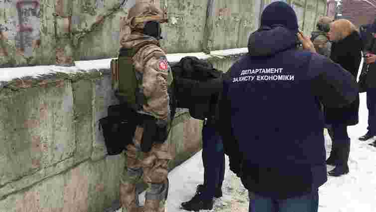 Суд заарештував керівників «Чорнобильського спецкомбінату», затриманих на хабарі