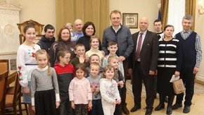 У Львові три багатодітні сім’ї отримали квартири