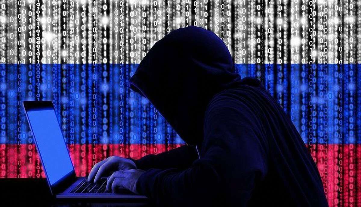 Комп'ютери МЗС Польщі атакували російські хакери