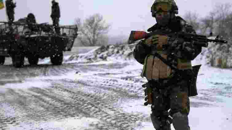У боях на Донбасі сьогодні загинули троє військових, ще двадцять поранені