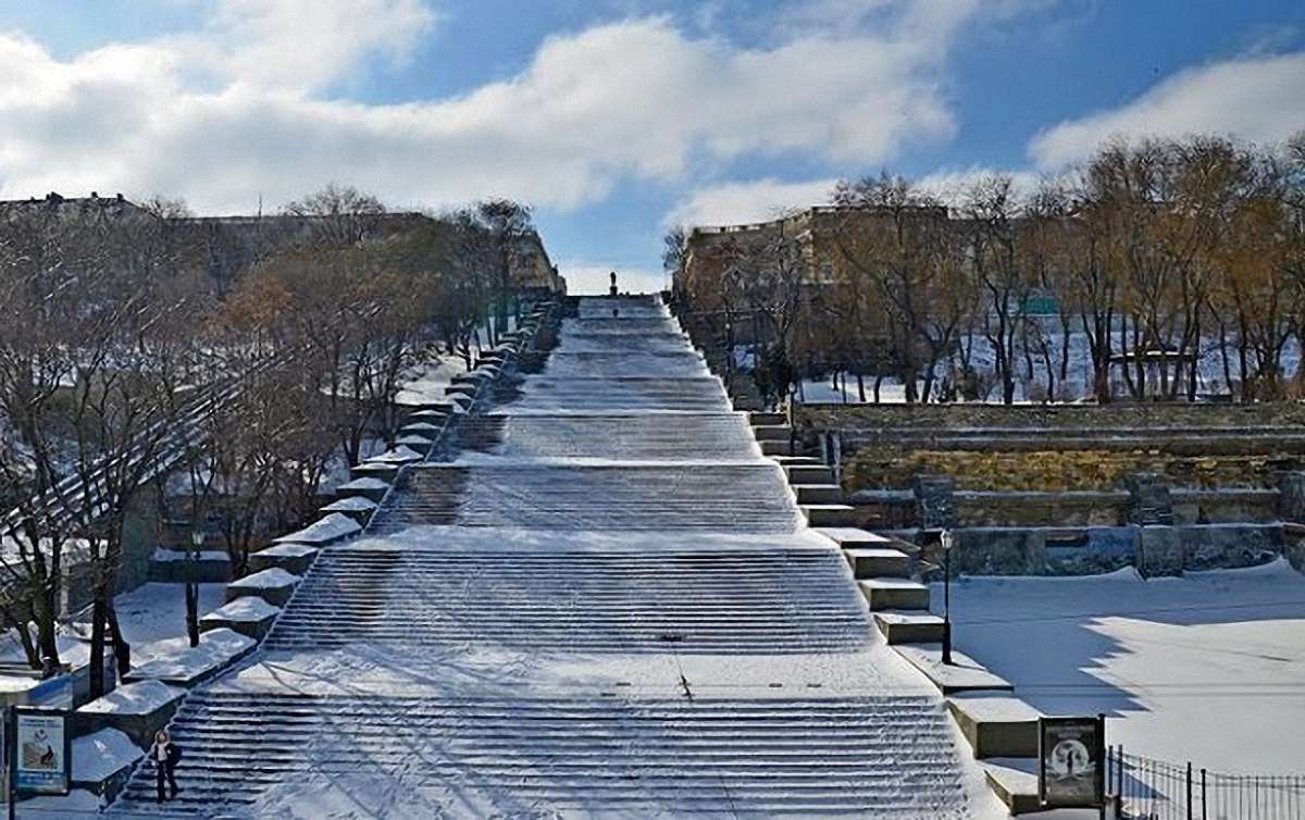 В Одесі на три місяці закрили Потьомкінські сходи