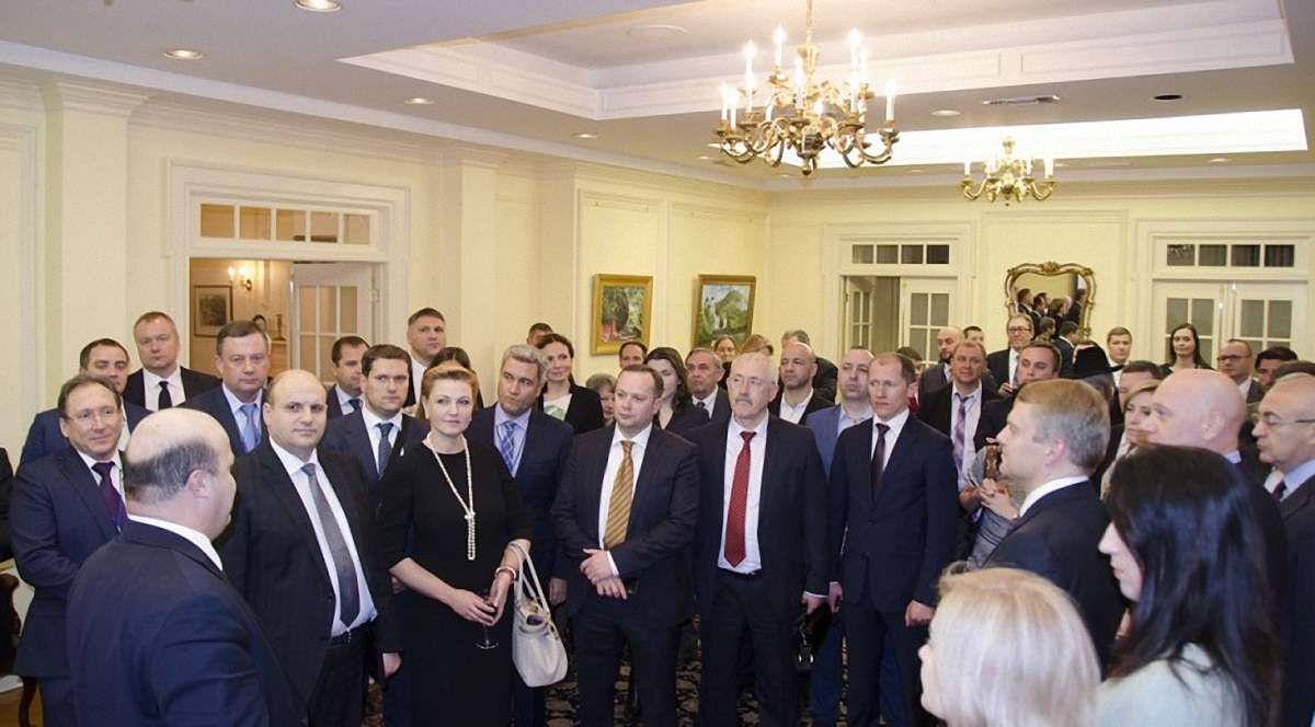 Посольство України в США зібрало українських учасників молитовного сніданку з Дональдом Трампом