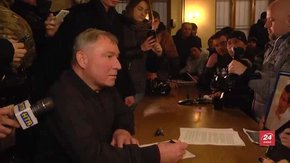 Суддя Львівського апеляційного суду під тиском пікетувальників написав заяву на звільнення