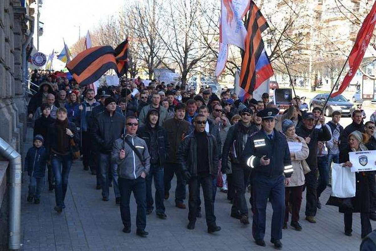 Слідство з'ясувало схему фінансування одеських сепаратистів радником Путіна у 2014 році
