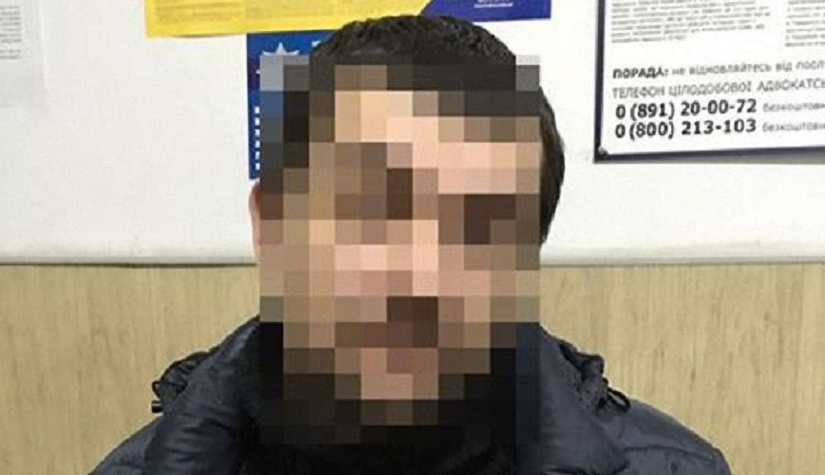 Львівські патрульні затримали підозрюваного у пограбуванні