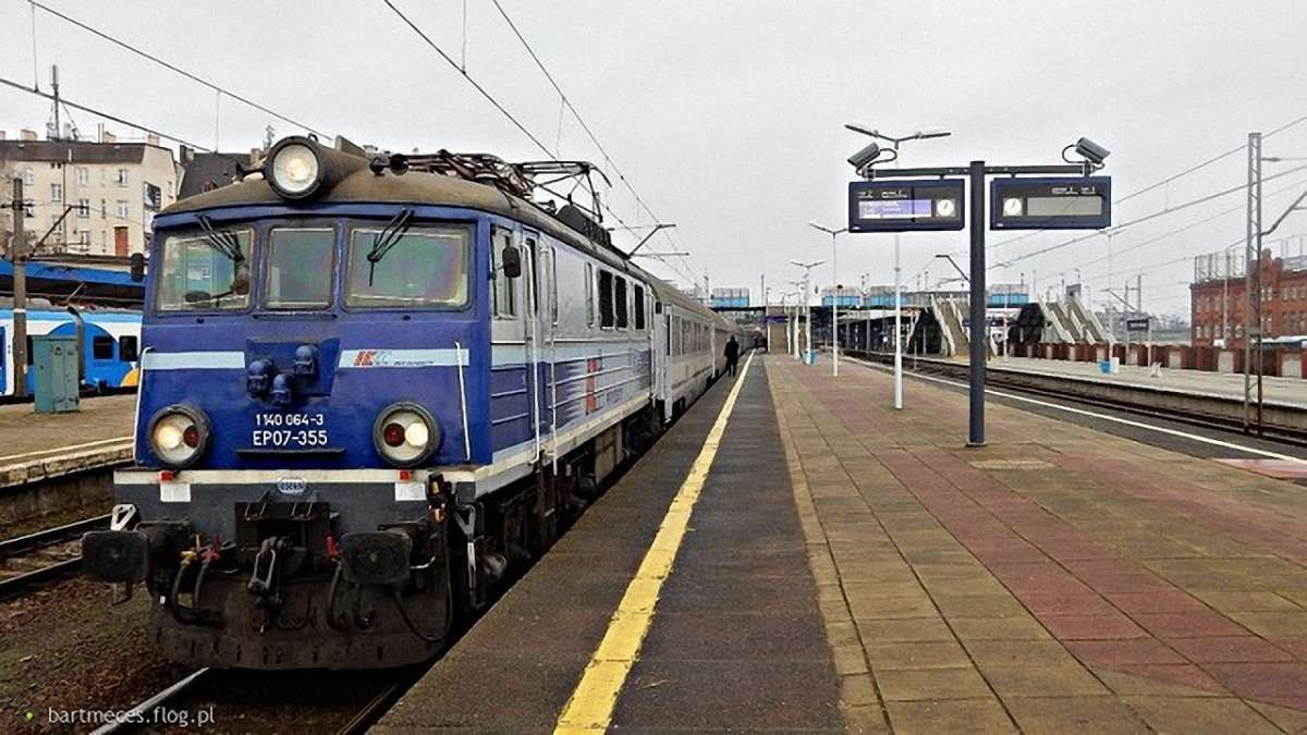 Польська залізниця у березні запустить прямий поїзд з Варшави до Перемишля