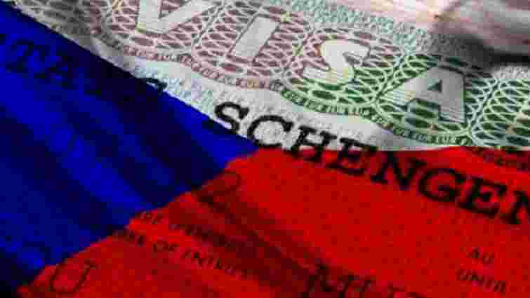 В Україні торгують місцями в черзі для отримання візи в Чехію, – чеське ЗМІ