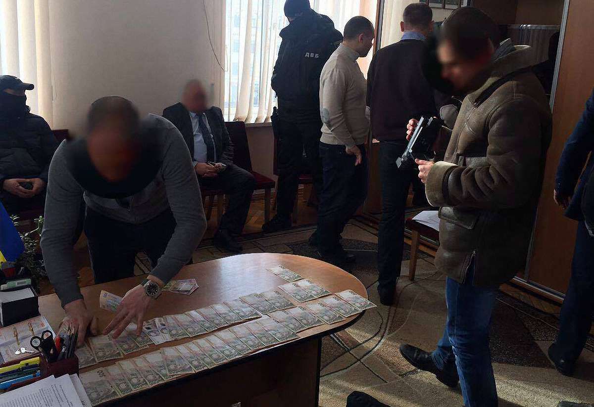 У Києві чиновники розікрали майже 10 млн гривень, призначені на премії поліцейським