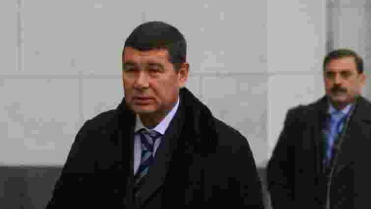 Суд залишив під арештом гроші голови благодійного фонду нардепа Олександра Онищенка