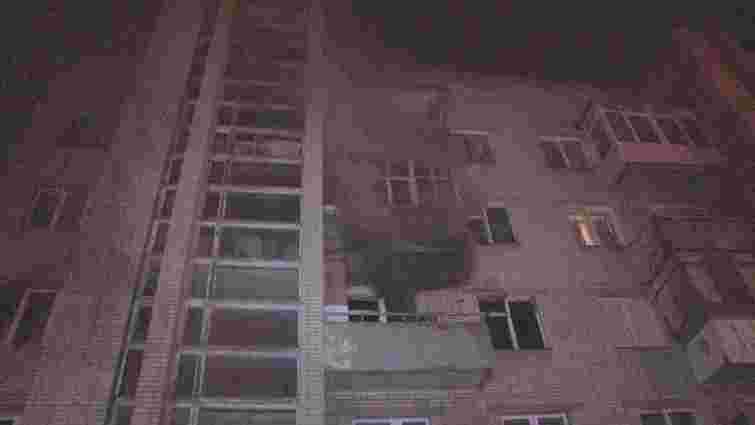 Через пожежу в багатоповерхівці Львова чадним газом отруїлися троє мешканців