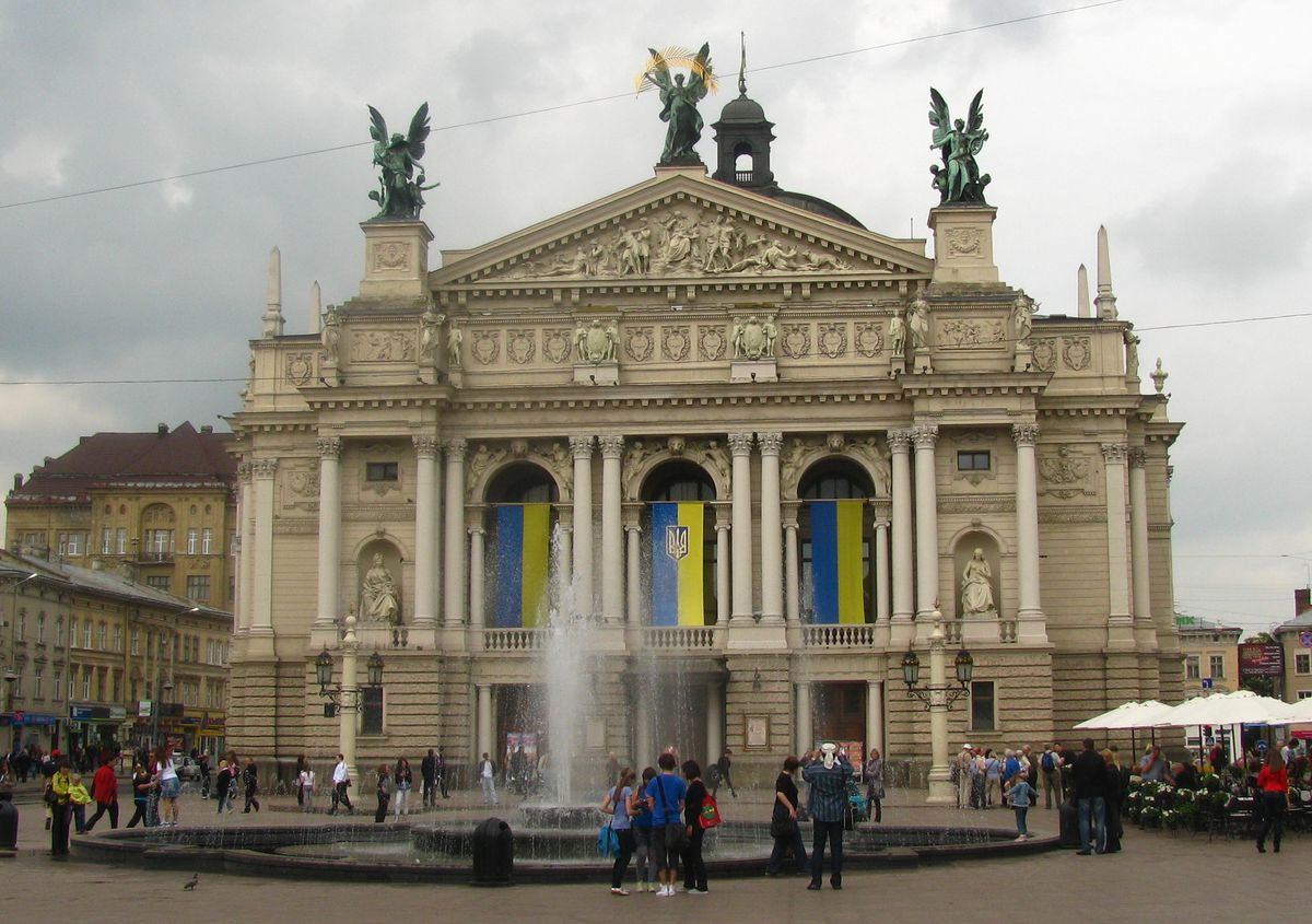 Колектив Львівської опери ініціював громадське обговорення щодо призначення директора