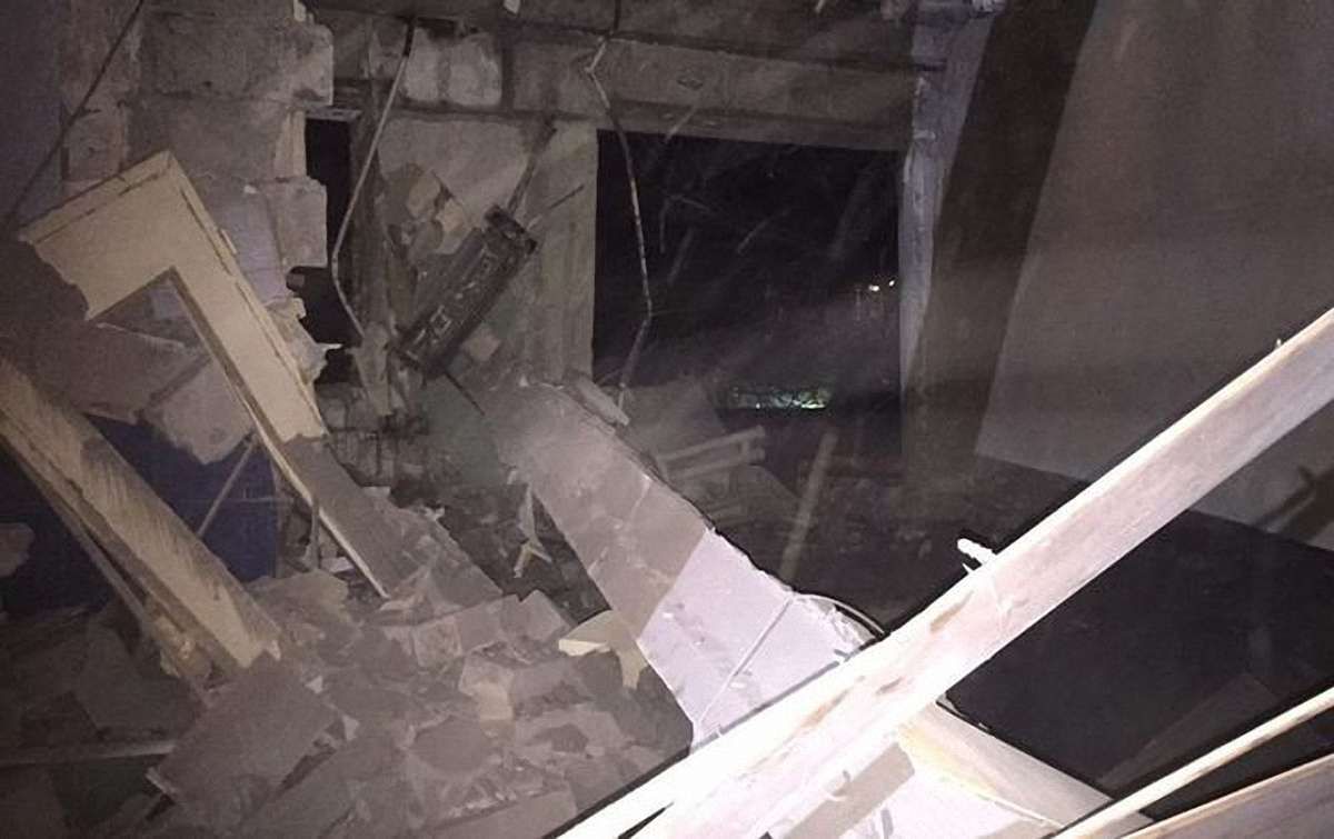 Внаслідок обстрілу бойовиків в Авдіївці поранені дві людини і пошкоджена шкільна котельня