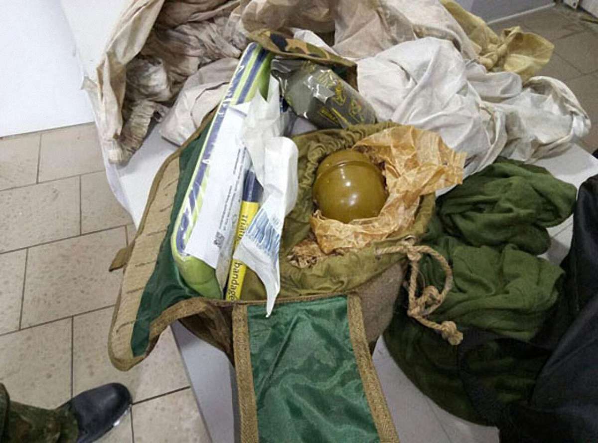На Донеччині поліція зупинила автомобіль з вибухівкою