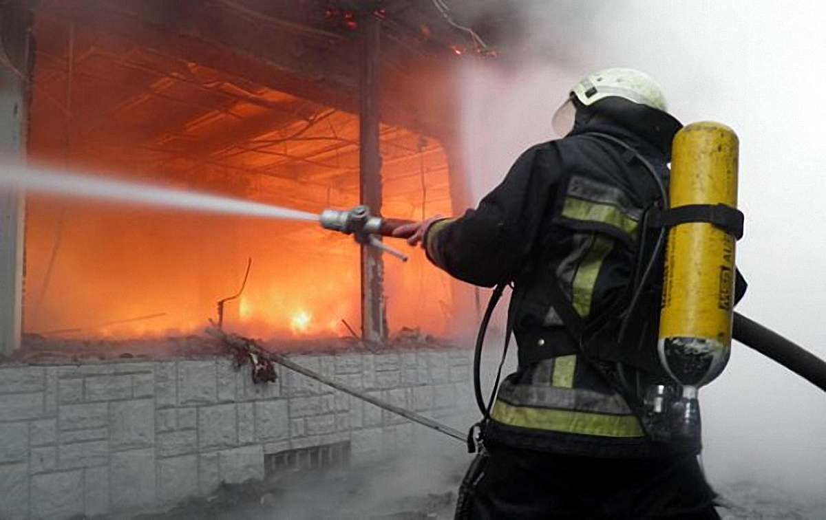 Через пожежу у військовій частині на Сумщині загинули двоє військовослужбовців