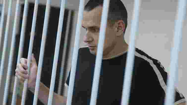 Члени комітету з Шевченківської премії вимагають звільнення Олега Сенцова

