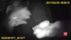У Львові патрульні допомогли чоловікові із ножовим пораненням у серце