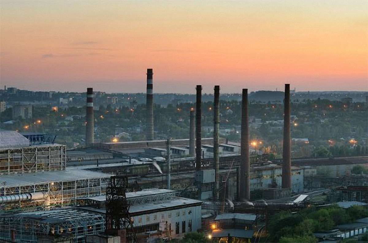 У Донецьку через блокаду зупинився завод російського мільярдера Нусенкіса