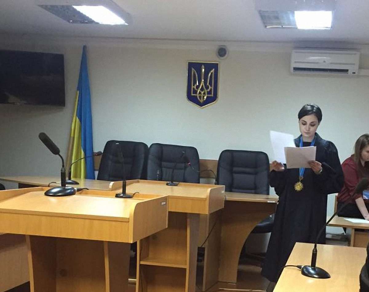 Суд дозволив заочне розслідування проти екс-міністра доходів і зборів Олександра Клименка