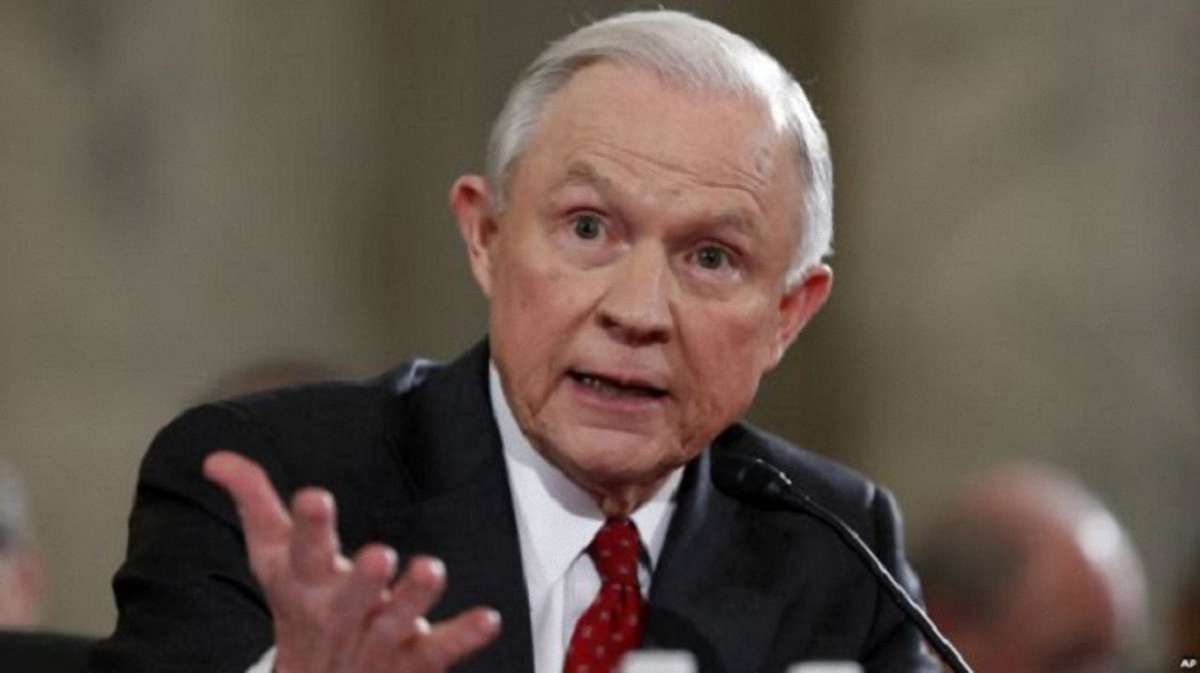 Генпрокурор США приховав свої зустрічі з послом РФ, – The Washington Post