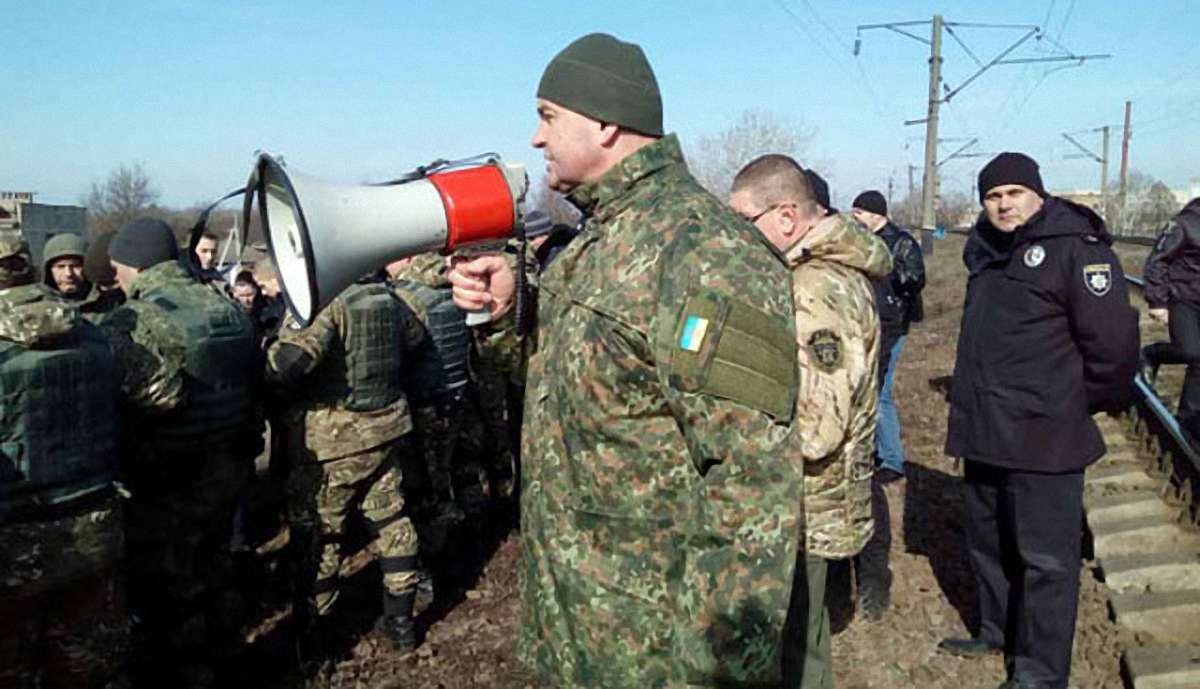 Поліція почала кримінальне провадження за фактом блокування залізниці у Конотопі