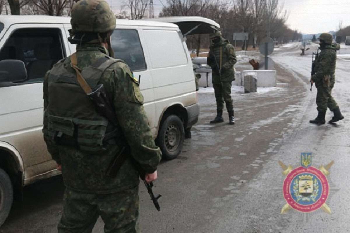 Поліція заборонила ввозити зброю в Донецьку область