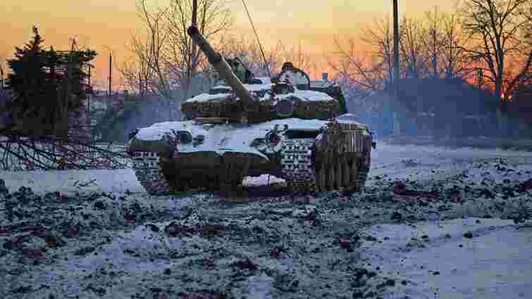 Місія ОБСЄ виявила на територіях зайнятих бойовиками 64 танки і важке озброєння