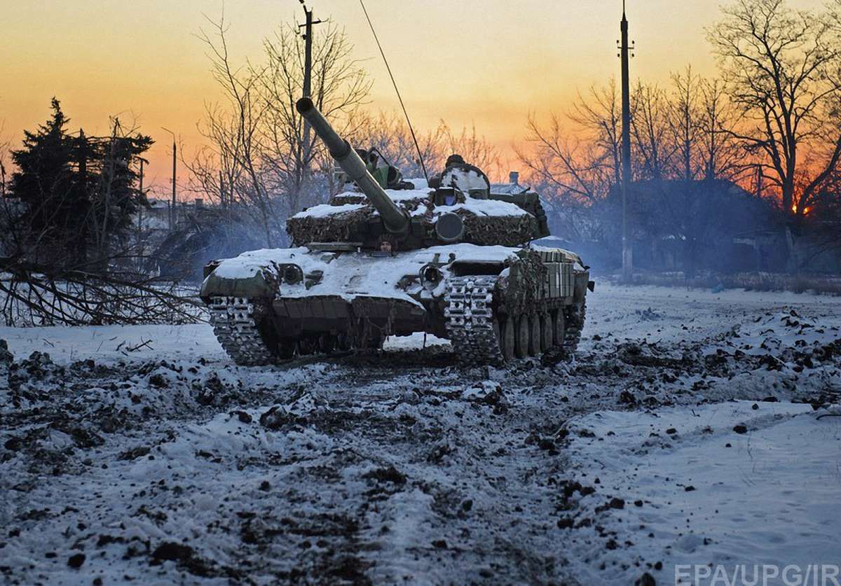 Місія ОБСЄ виявила на територіях зайнятих бойовиками 64 танки і важке озброєння