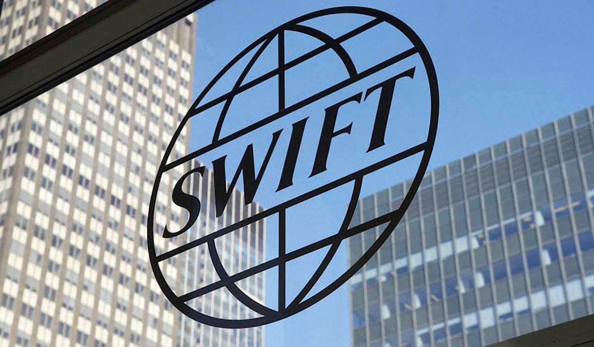 Банки КНДР відключили від міжнародної системи SWIFT