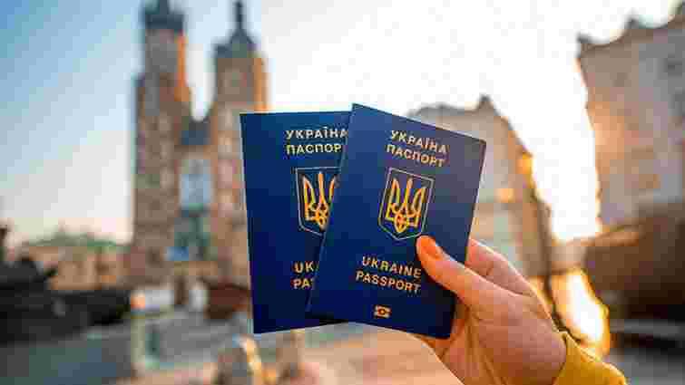 Безвіз для України затвердили в комітеті Європарламенту