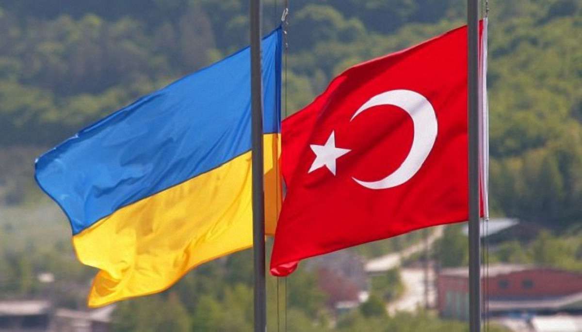 Кабмін схвалив угоду з Туреччиною про безвізовий режим