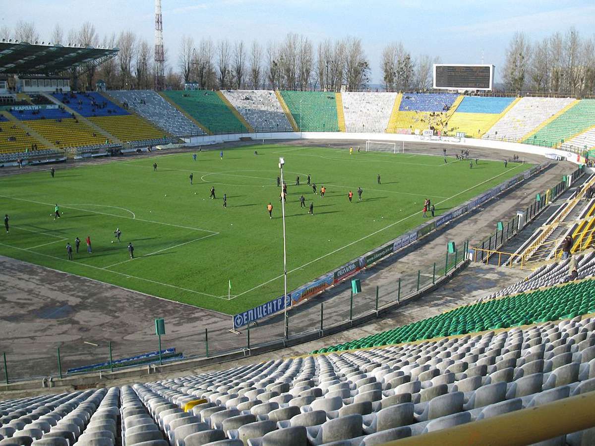 «Карпати» готові безкоштовно надати «Олімпіку» стадіон «Україна»    