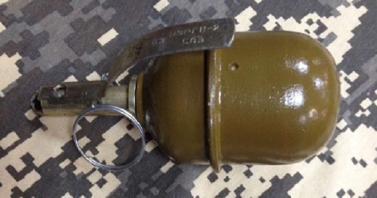 У Львові затримали чоловіка із бойовою гранатою