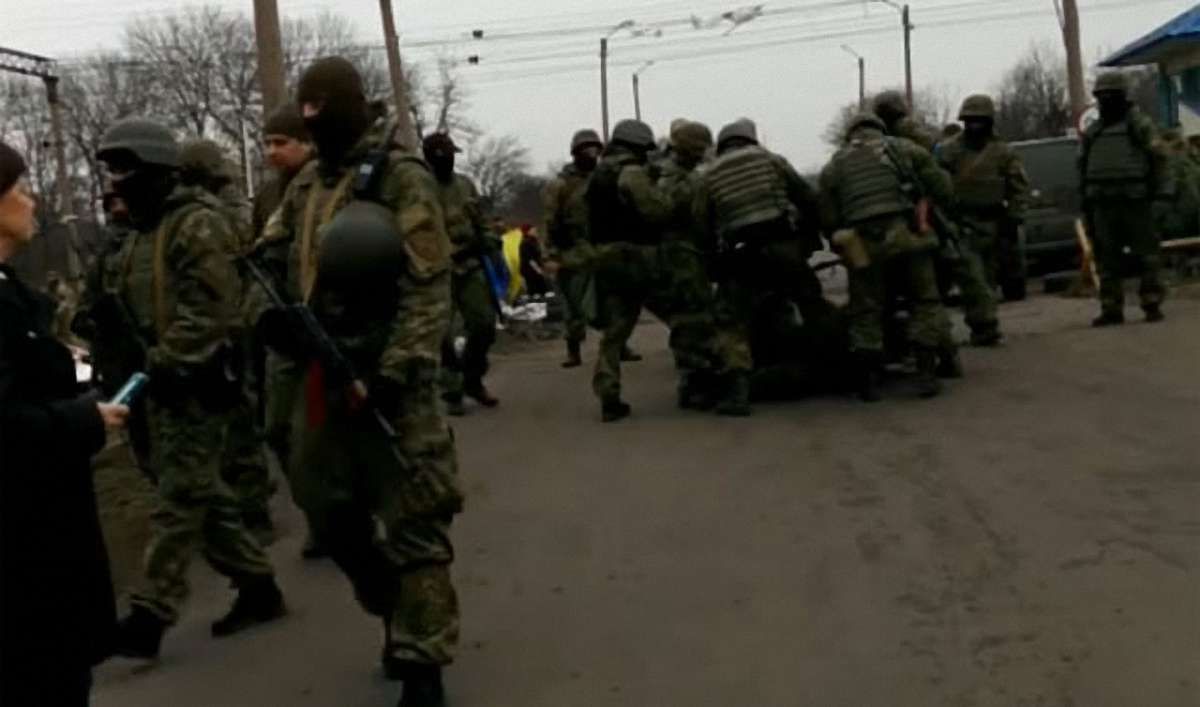У мережі з'явилося відео «спецоперації» СБУ на редуті біля станції Кривий Торець