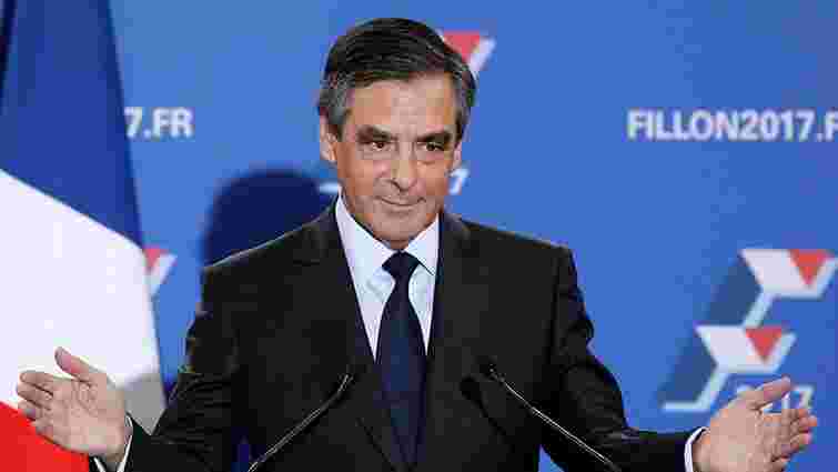 Кандидата в президенти Франції офіційно звинуватили в розтраті держкоштів