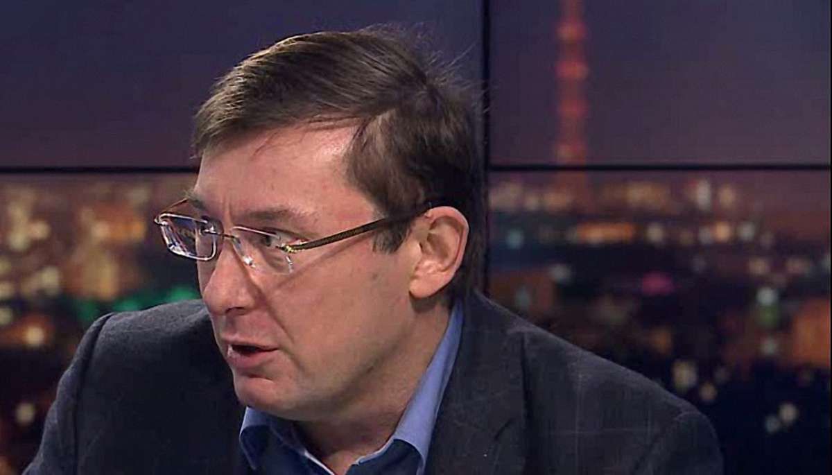 Юрій Луценко допустив вручення підозри та відсторонення від посади мера Львова