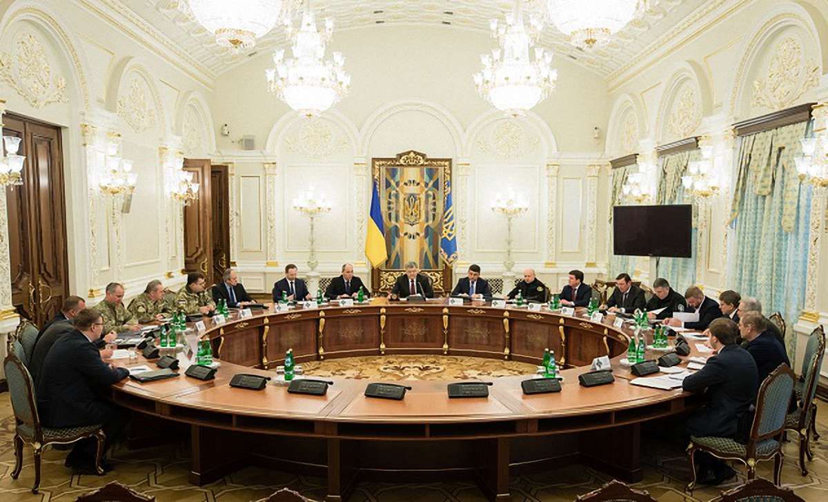 РНБО ухвалила рішення про повну транспортну блокаду ОРДЛО