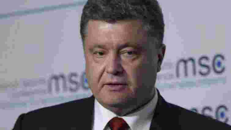 Порошенко закликав організаторів протестів в Україні не плутати демократію з «махновщиною»