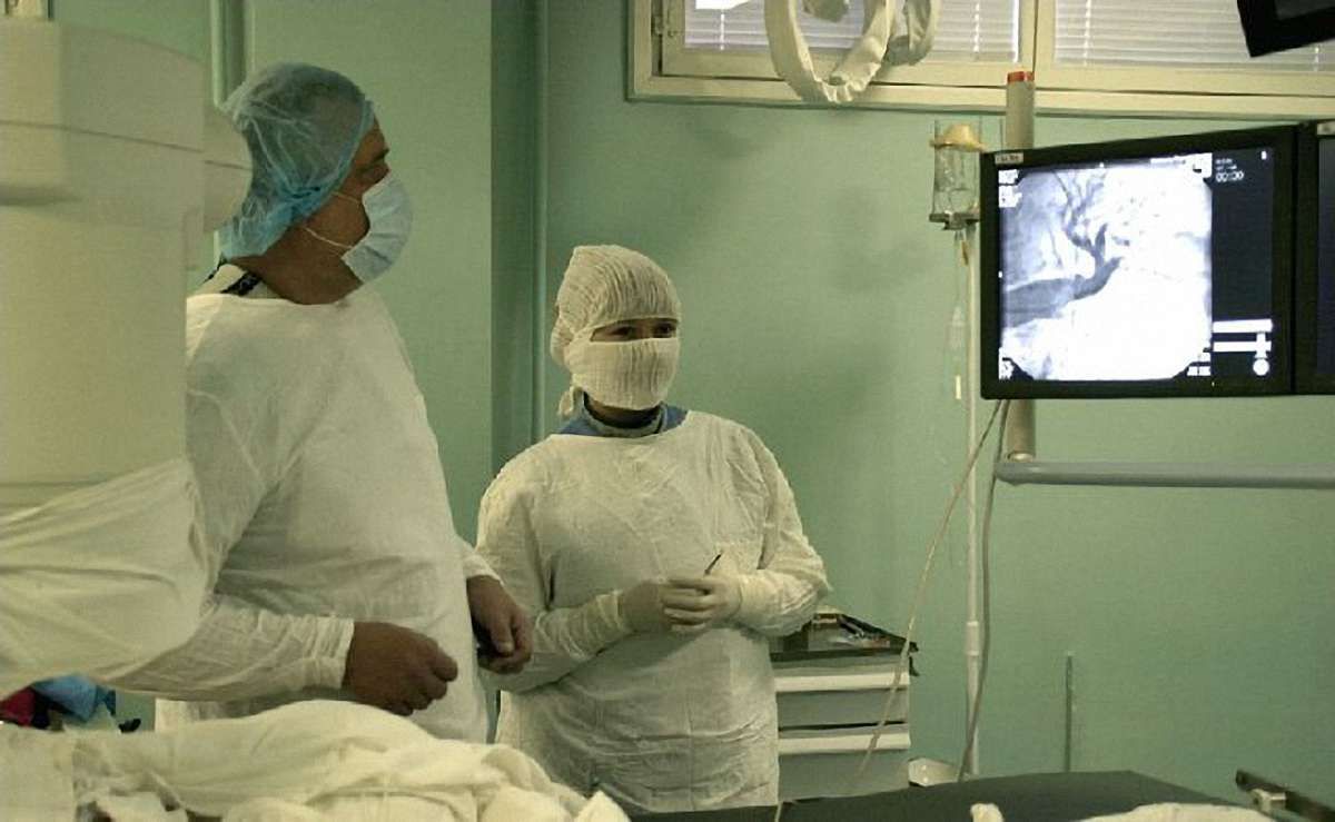 В Івано-Франківську чиновники ОДА закупили медобладнання за завищеними цінами