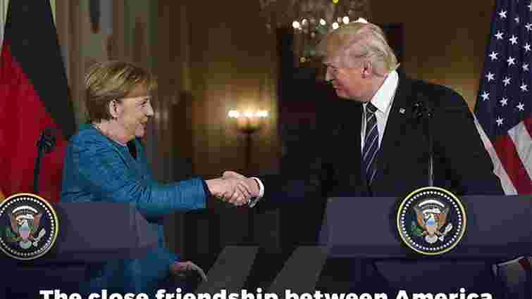 В адміністрації президента США пояснили, чому Трамп не потиснув руку Меркель