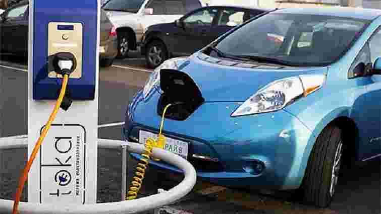 Україна зайняла п’яте місце у світі за темпами збільшення кількості електромобілів