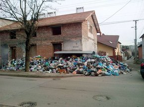 Синютка пообіцяв за тиждень вивезти сміття зі Львова на полігони області