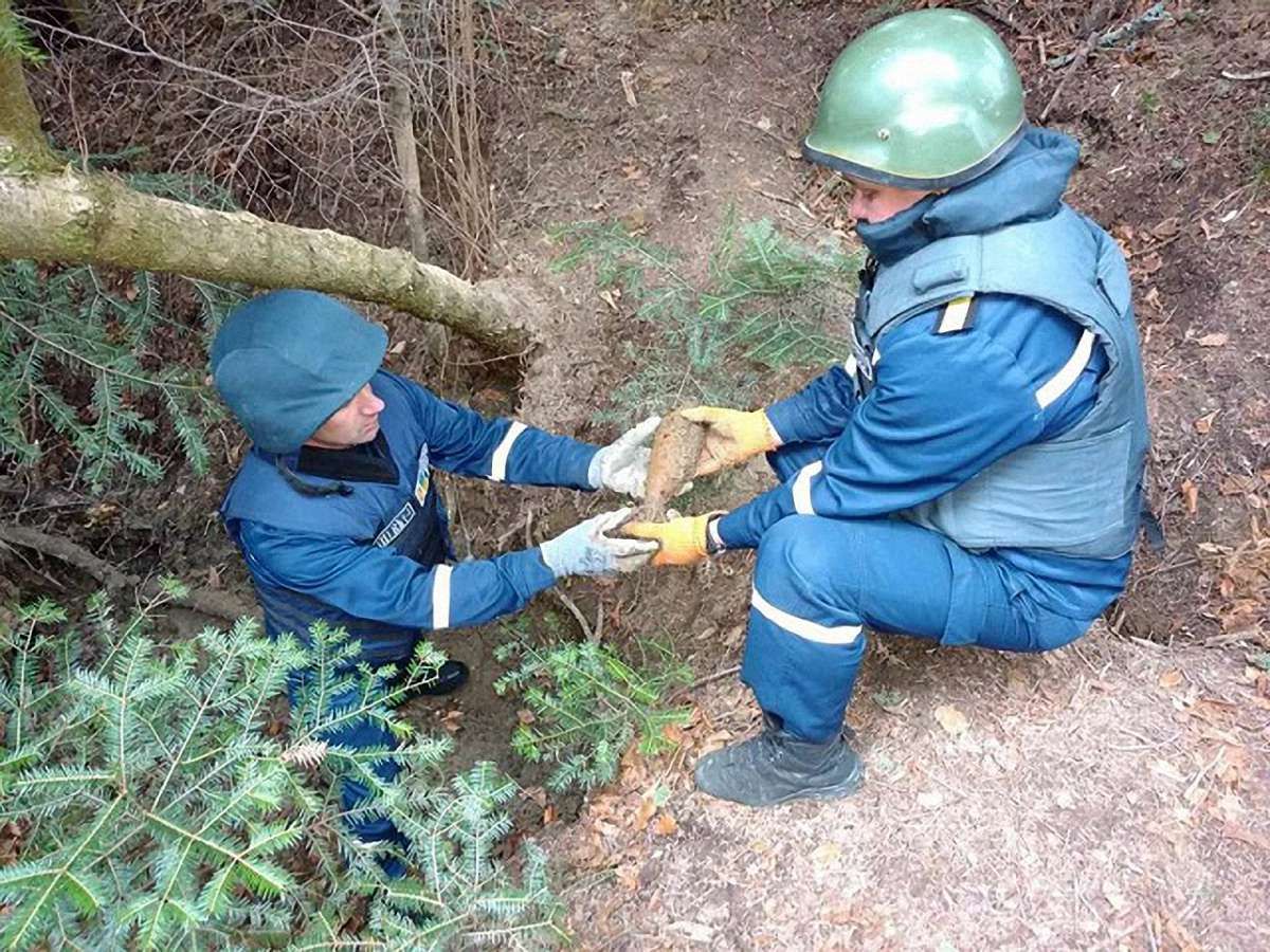 З початку року піротехніки ДСНС знешкодили понад 10 тис. боєприпасів