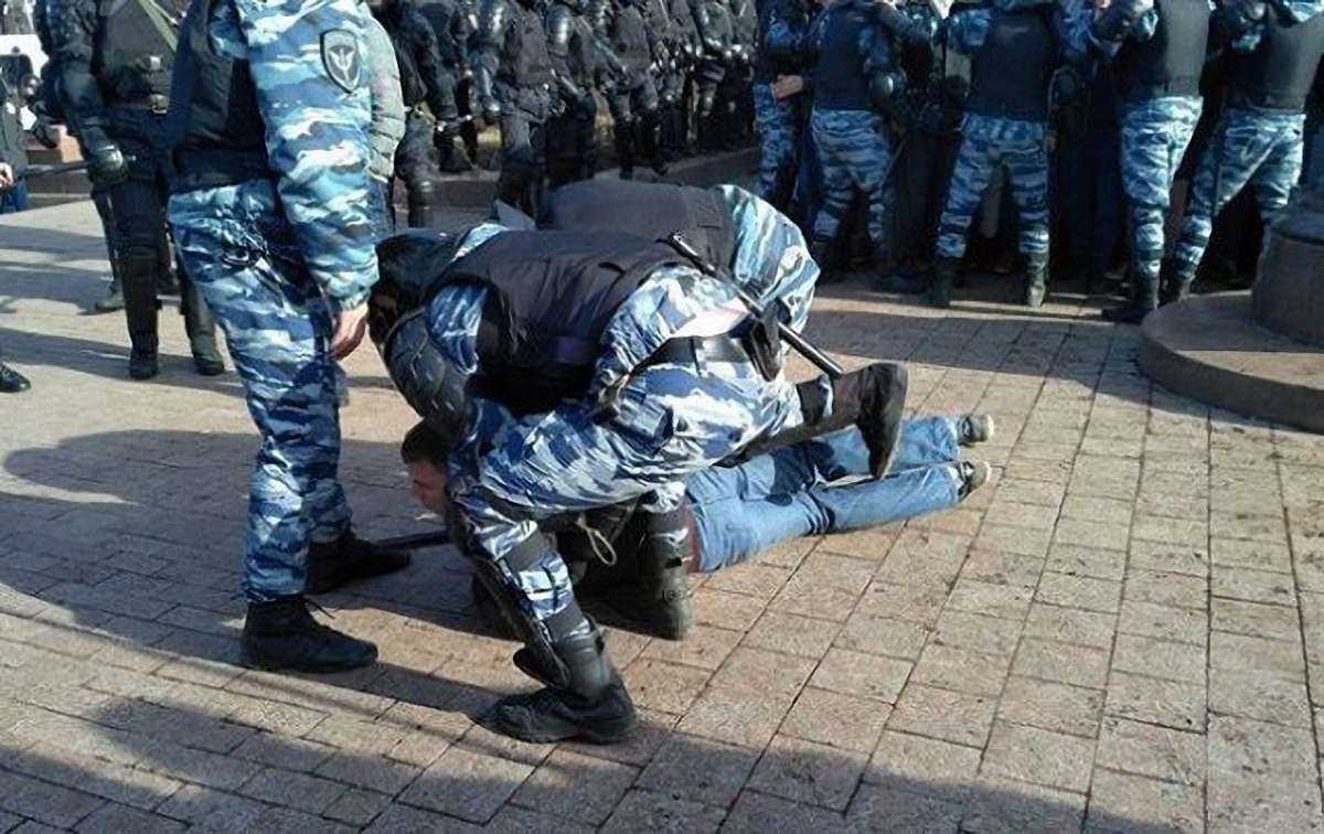 У Москві затримали понад 500 учасників акції протесту проти корупції